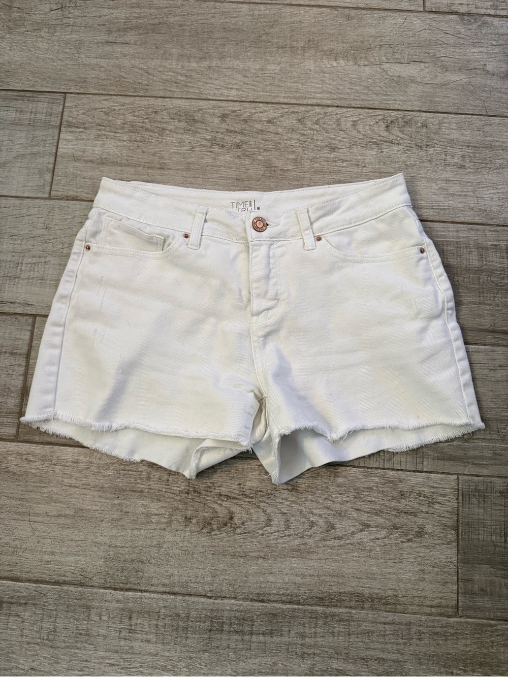 Time and Tru White Denim Frayed Hem Shorts